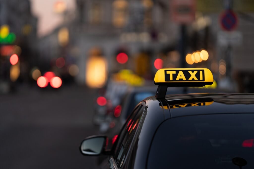 Tarifs transfert privé Paris - chauffeur professionnel Paris 7 Cab